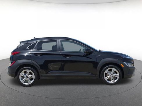 Used 2023 Hyundai Kona SEL w/ Cargo Package FWD image 4