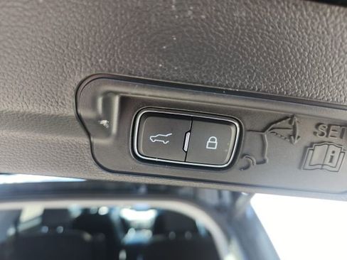 Used 2024 Ford Explorer XLT w/ Equipment Group 202A AWD/4WD image 15