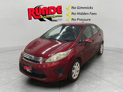 Used 2013 Ford Fiesta SE w/ Interior Protection Pkg image 1