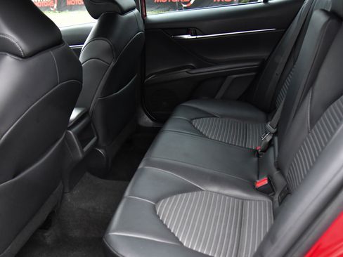 Used 2023 Toyota Camry SE image 36