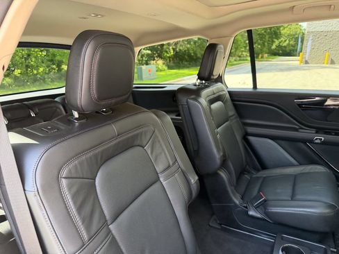 Certified 2023 Lincoln Aviator Reserve w/ Elements Package Plus AWD/4WD image 25