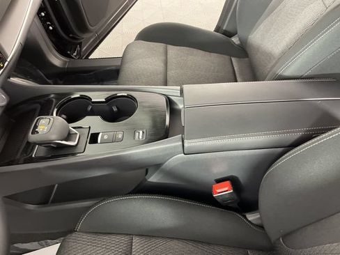 New 2026 Nissan Rogue SV w/ Cold Weather Package FWD image 28