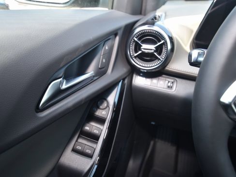 New 2026 Chevrolet Equinox LT w/ Convenience Package II image 13