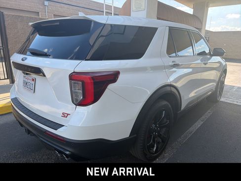 Used 2022 Ford Explorer ST w/ Equipment Group 401A image 3