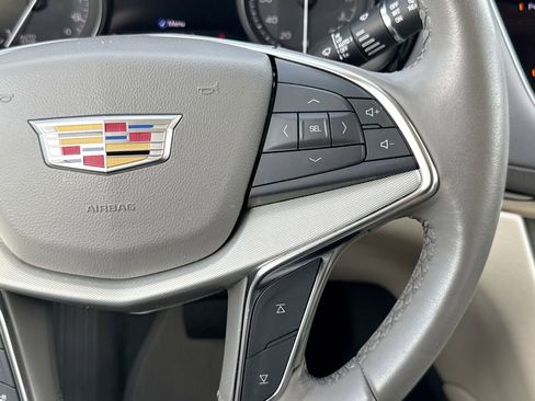 Used 2022 Cadillac XT5 Premium Luxury w/ Technology Package FWD image 27