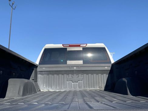 Used 2022 Chevrolet Silverado 1500 LT Trail Boss w/ Convenience Package II image 14