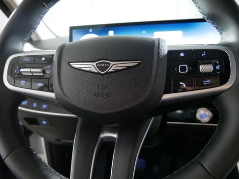 Certified 2026 Genesis GV70 2.5T Select AWD/4WD image 25