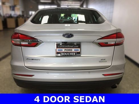 Certified 2019 Ford Fusion SE image 5