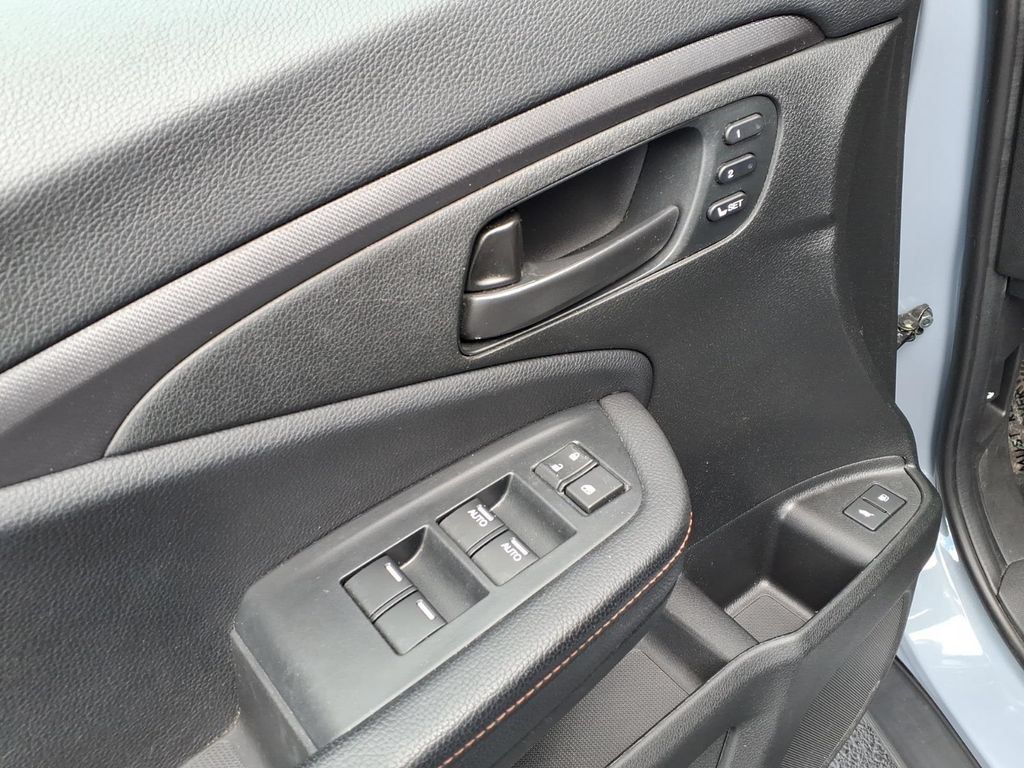 Used 2022 Honda Pilot TrailSport image 10