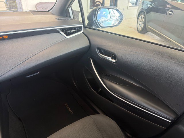 Used 2020 Toyota Corolla SE FWD image 17