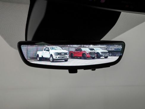 Used 2025 GMC Yukon XL AT4 Ultimate image 30