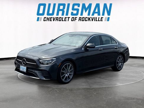 Used 2023 Mercedes-Benz E 350 4MATIC Sedan image 2