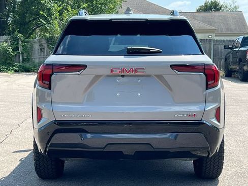 Used 2026 GMC Terrain AT4 w/ Convenience Package III AWD/4WD image 42