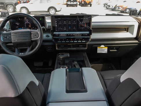 Used 2024 GMC Hummer EV 3X w/ Omega Edition AWD/4WD image 26