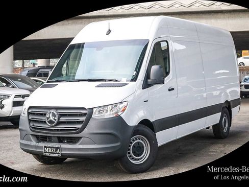 New 2024 Mercedes-Benz eSprinter 170 Cargo image 1