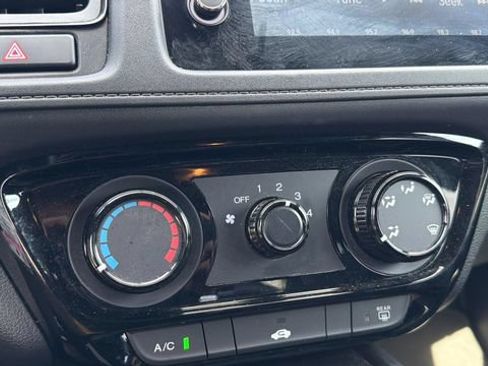 Used 2022 Honda HR-V Sport image 31