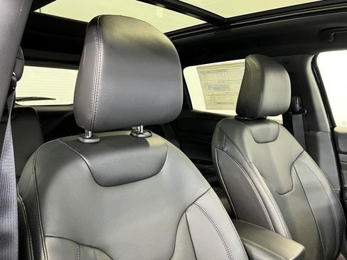 New 2025 Jeep Compass Limited w/ Driver Assist Group I image 6