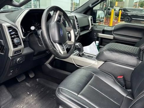 Used 2019 Ford F150 Lariat w/ Equipment Group 502A Luxury AWD/4WD image 5