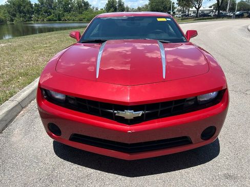 Used 2011 Chevrolet Camaro LS RWD image 9