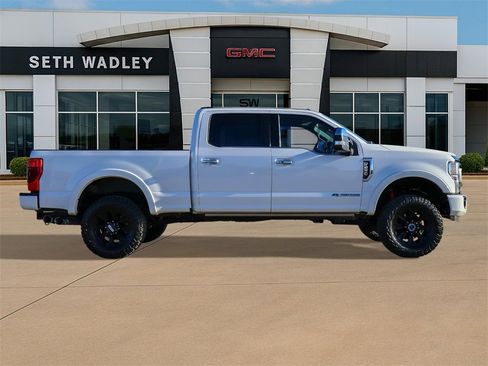 Used 2021 Ford F250 Platinum w/ Tremor Off-Road Package image 8