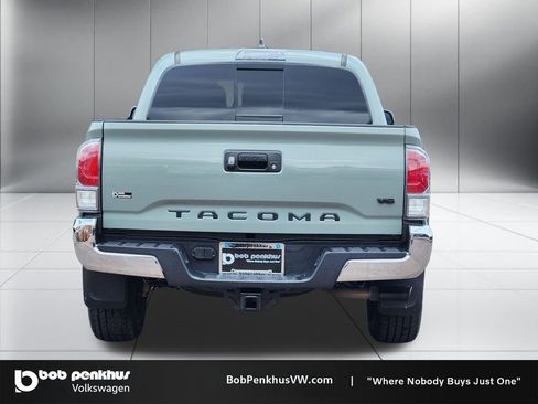 Used 2023 Toyota Tacoma TRD Off-Road w/ Black Out Package (TMS) AWD/4WD image 26
