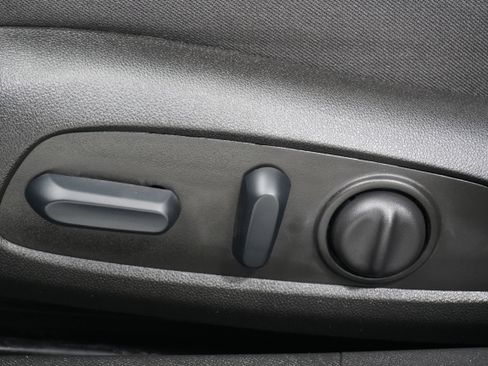 Used 2025 Chevrolet Malibu RS image 14