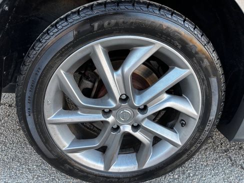 Used 2015 Nissan Sentra SR FWD image 38