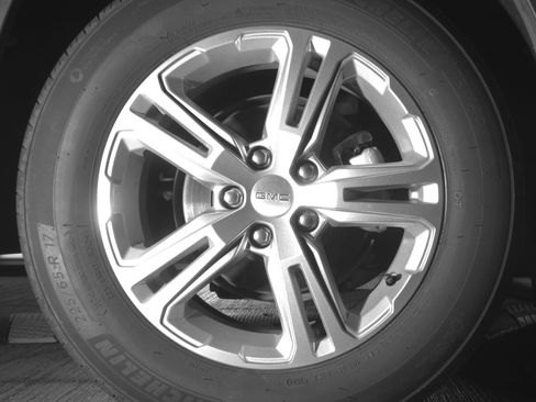 Used 2024 GMC Terrain SLE FWD image 20