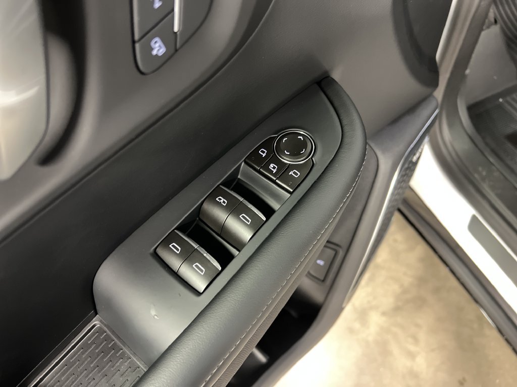 New 2026 Buick Enclave Sport Touring w/ Power Package AWD/4WD image 16
