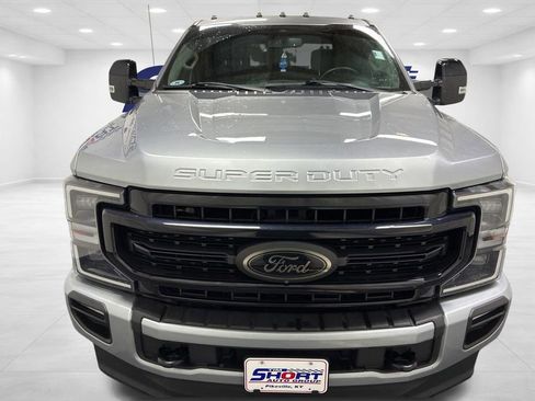 Used 2020 Ford F350 Lariat image 2