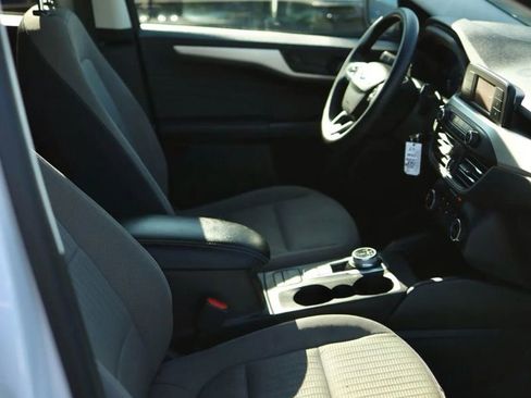 Used 2022 Ford Escape S FWD image 10