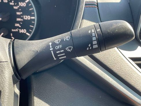Used 2020 Nissan Altima 2.5 SR FWD image 25
