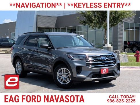New 2026 Ford Explorer Active RWD image 1