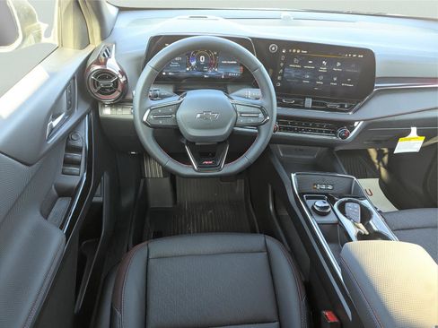 New 2026 Chevrolet Equinox RS w/ Safety and Technology Package image 23