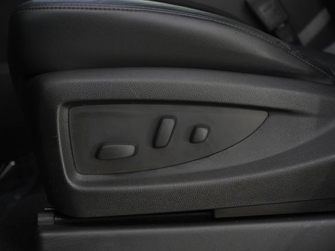 Used 2019 Chevrolet Tahoe LT AWD/4WD image 23