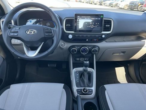 New 2026 Hyundai Venue SEL FWD image 10