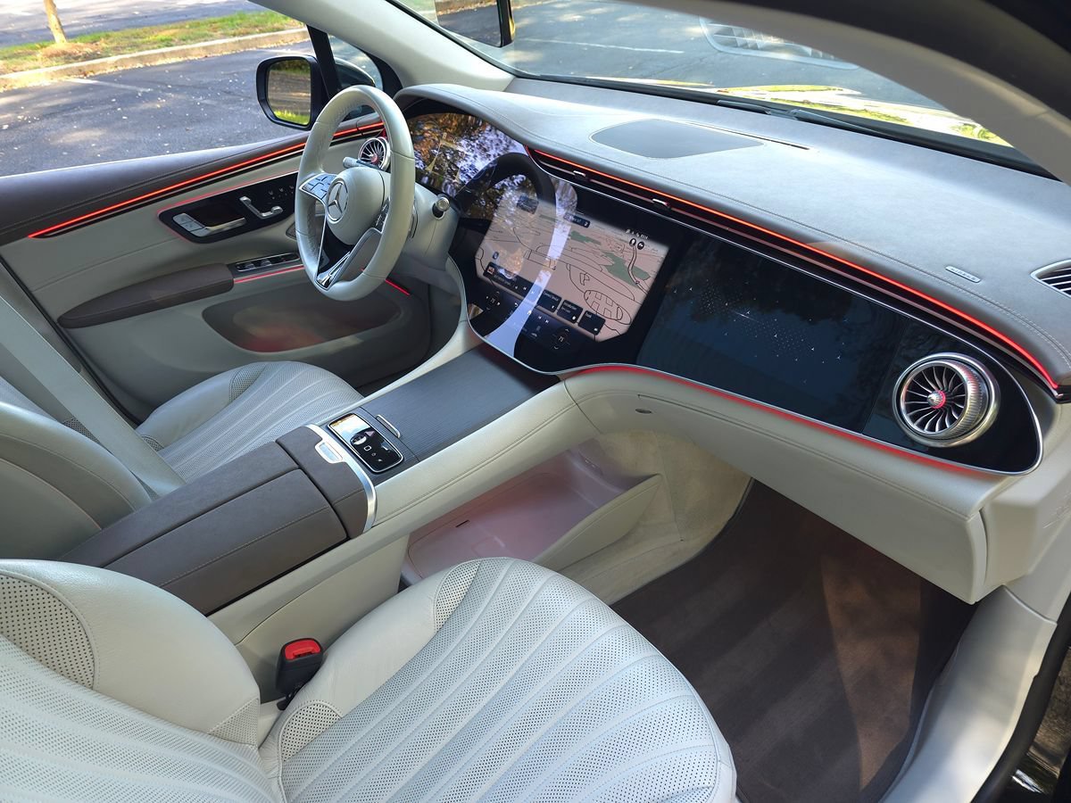 Used 2023 Mercedes-Benz EQS 580 4MATIC SUV image 22
