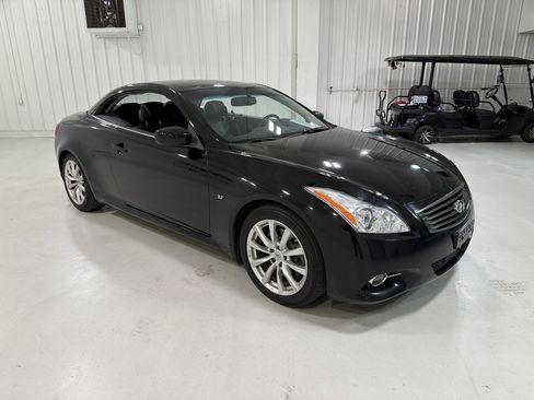 Used 2014 INFINITI Q60 Convertible w/ Premium Package RWD image 8
