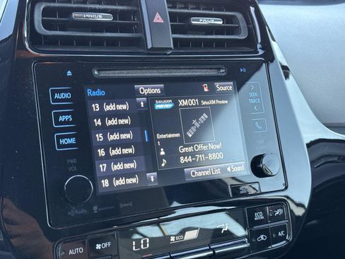 Used 2017 Toyota Prius Three Touring image 20