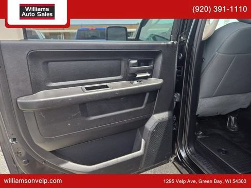 Used 2015 RAM 1500 Express AWD/4WD image 12