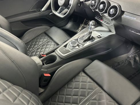 Used 2022 Audi TT 2.0T w/ 19" Wheel Package image 12