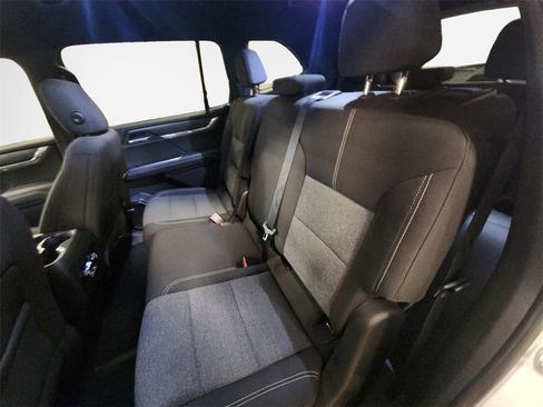 Certified 2025 GMC Acadia Elevation image 24