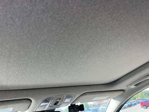 Used 2019 Hyundai Santa Fe Limited FWD image 14