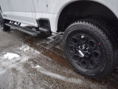 New 2026 Ford F350 Lariat w/ Black Appearance Package image 4