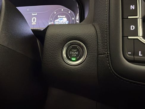 Used 2023 GMC Yukon Denali w/ LPO, Floor Liner Package RWD image 28