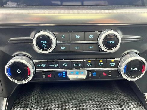 Used 2023 Ford F150 Raptor w/ Raptor Carbon Fiber Package AWD/4WD image 27
