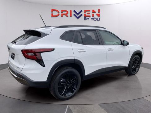 New 2026 Chevrolet Trax ACTIV image 5
