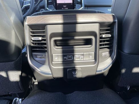 New 2026 RAM 3500 Laramie AWD/4WD image 45