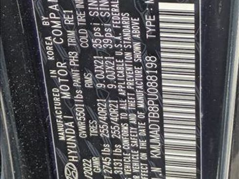 Used 2023 Genesis GV70 2.5T w/ Sport Prestige Package image 16