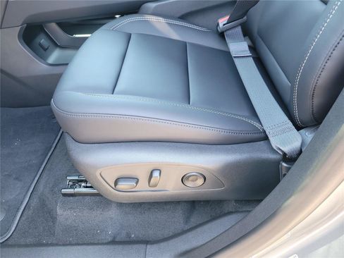 New 2026 GMC Acadia Elevation w/ Elevation Premium Package AWD/4WD image 20